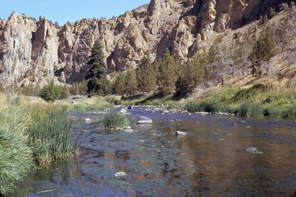 Crooked River at Smith Rocks State Park, Oregon